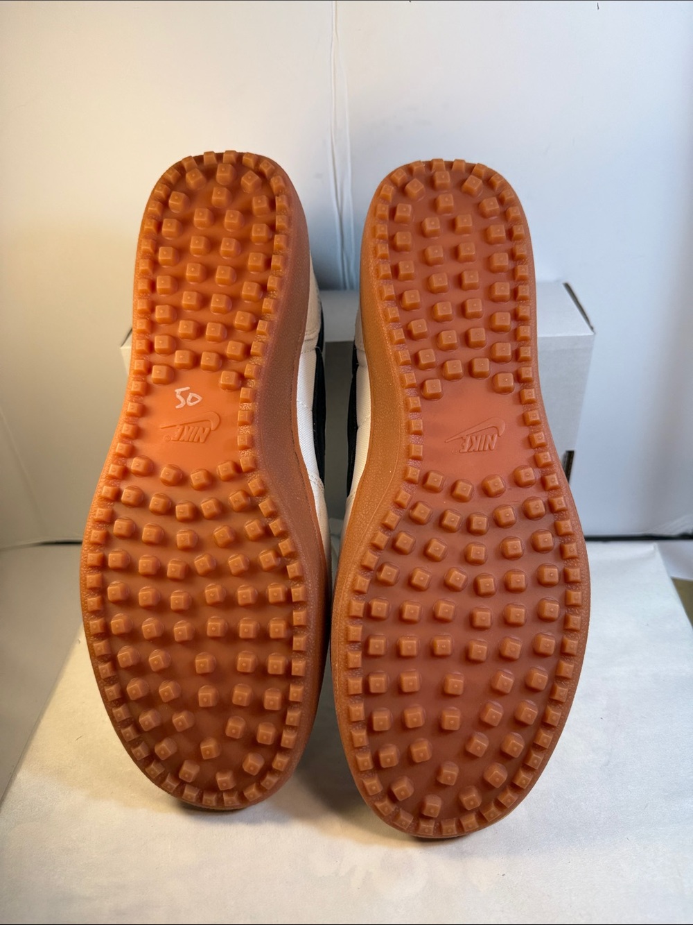Nike White and Black Low-Top Sneakers with Gum Sole - Picture 3 of 4